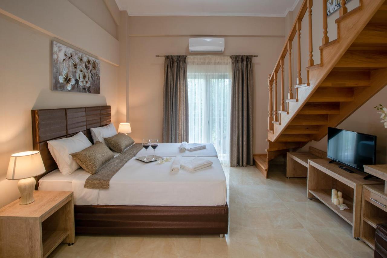 Valery Apartments Pefkochori Bagian luar foto