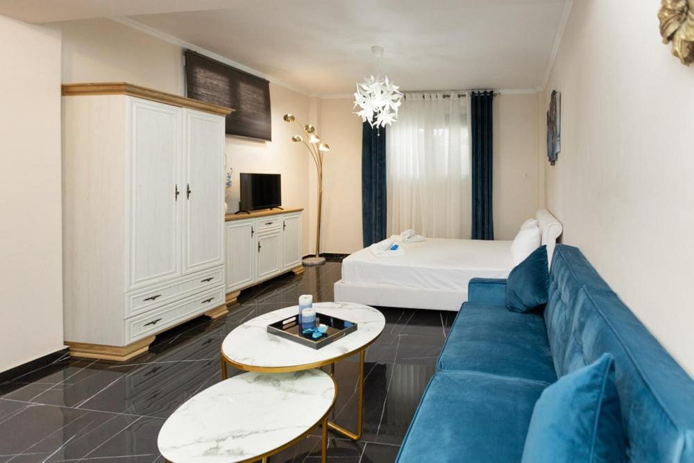 Valery Apartments Pefkochori Bagian luar foto