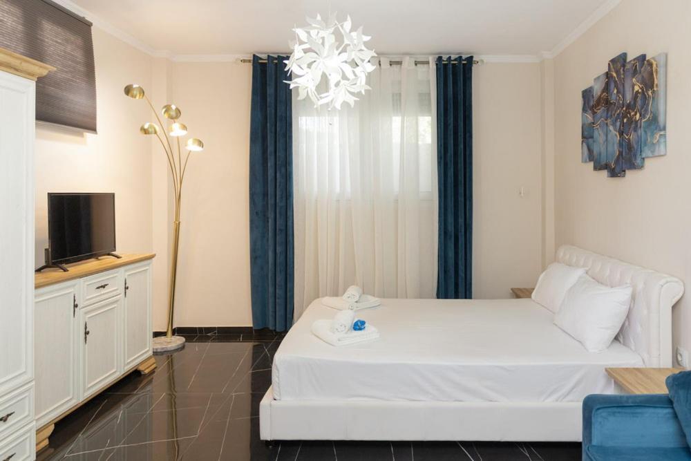 Valery Apartments Pefkochori Bagian luar foto